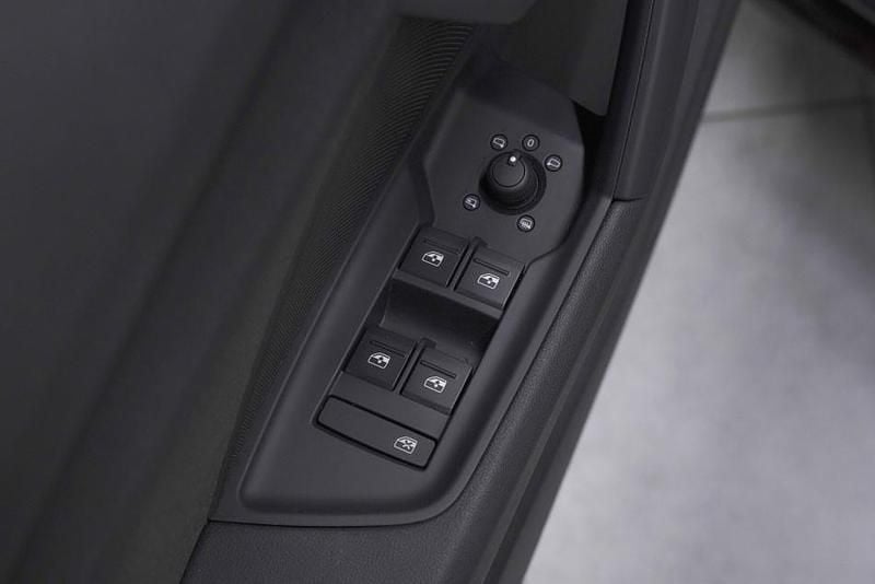 Usata Audi A3 S-Line 150 CV (110 kW) 2022 Grigio daytona perla Berlina