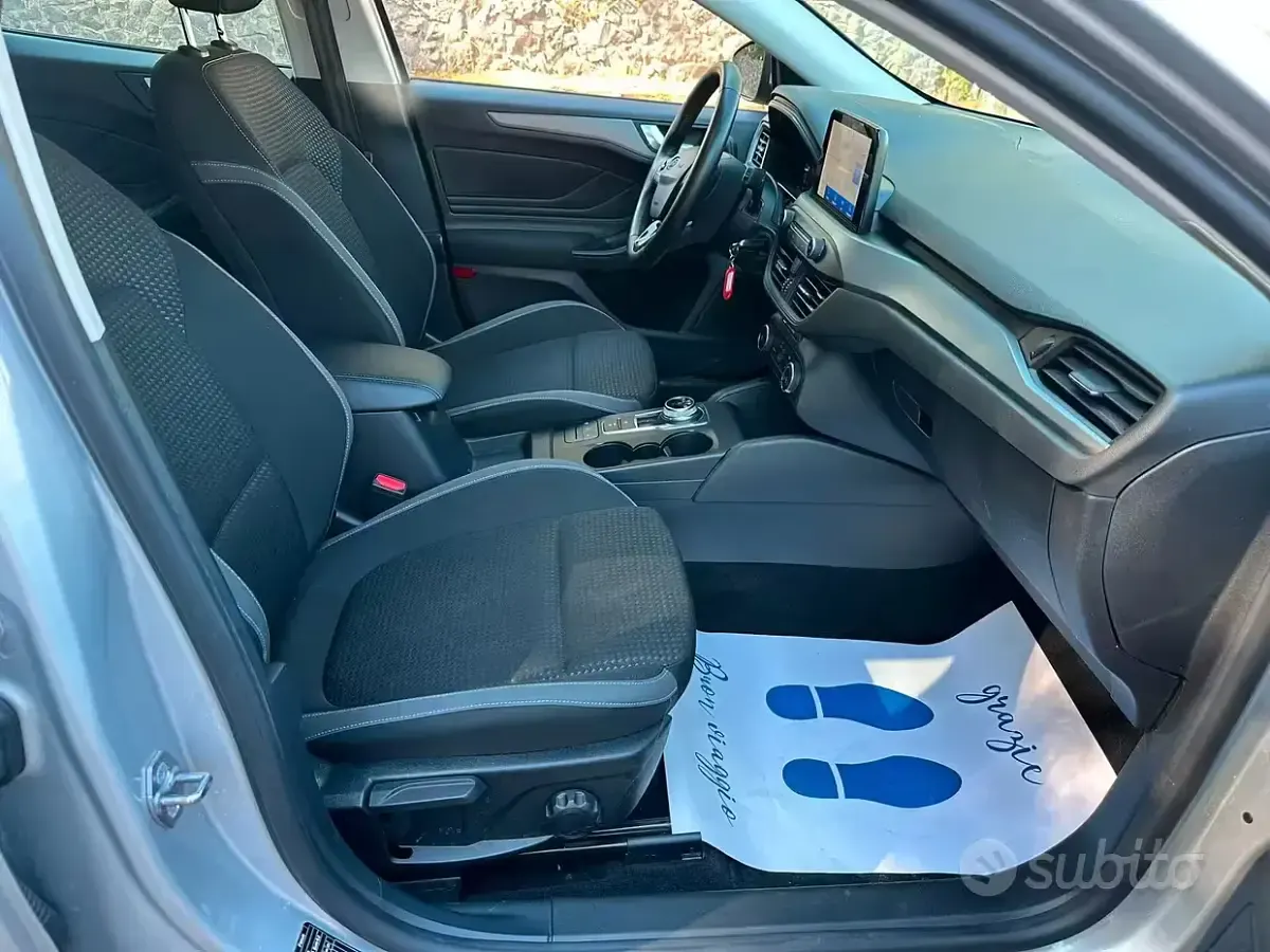 Usata Ford Focus Active X 120 CV (88 kW) 2020 Grigio Station wagon