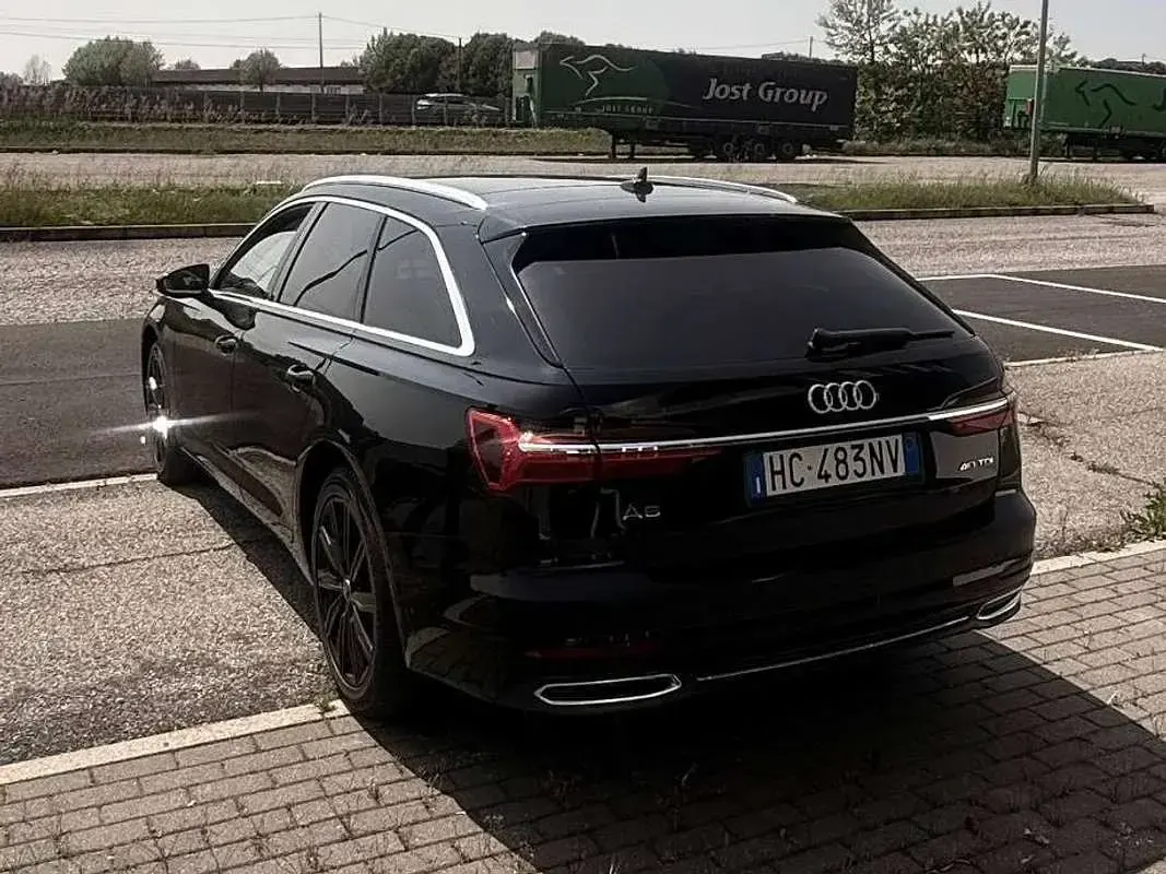 Usata Audi A6 Ambiente 204 CV (150 kW) 2023 Nero Station wagon
