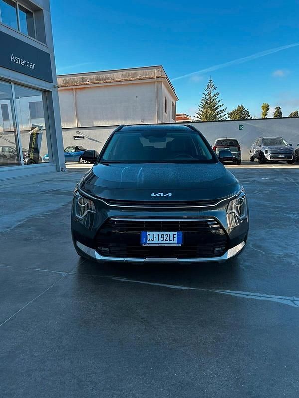 Usata Kia Niro Style 104 CV (76 kW) 2022 Grigio SUV