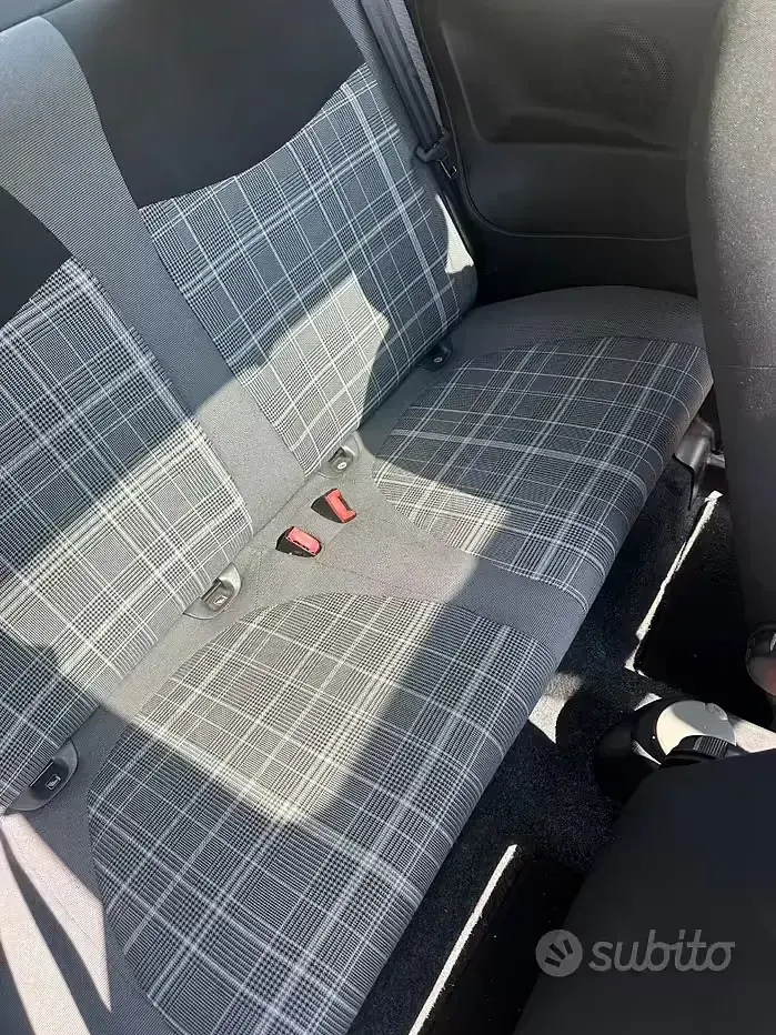 Usata Fiat 500 Lounge 69 CV (50 kW) 2018 Nero Utilitaria