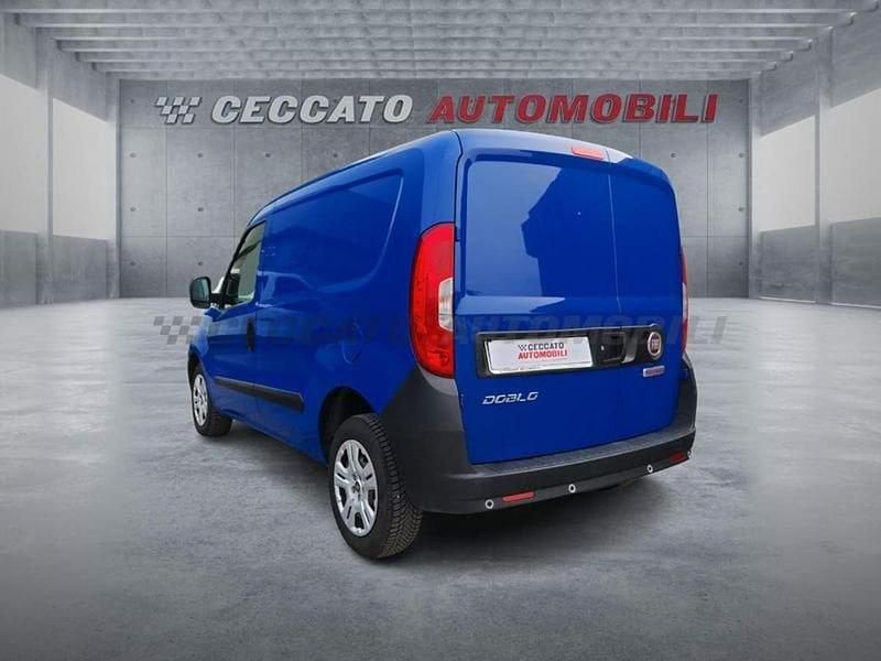 Usata Fiat Doblò 95 CV (69 kW) 2018 Blu Monovolume