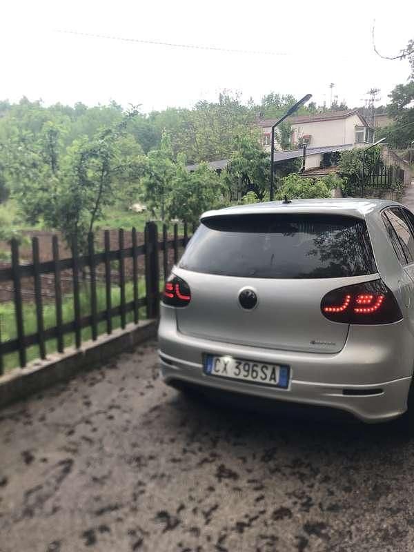 Usata VW Golf IV Sportline 140 CV (102 kW) 2005 Grigio Berlina