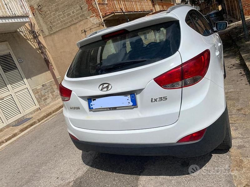 Usata Hyundai ix35 Classic 116 CV (85 kW) 2011 Bianco SUV
