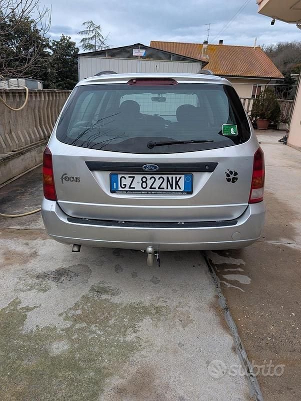 Usata Ford Focus 2000 Grigio Station wagon
