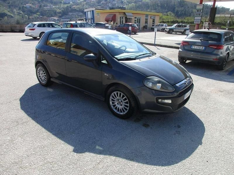 Usata Fiat Punto Evo Dynamic 86 CV (63 kW) 2011 Grigio Utilitaria