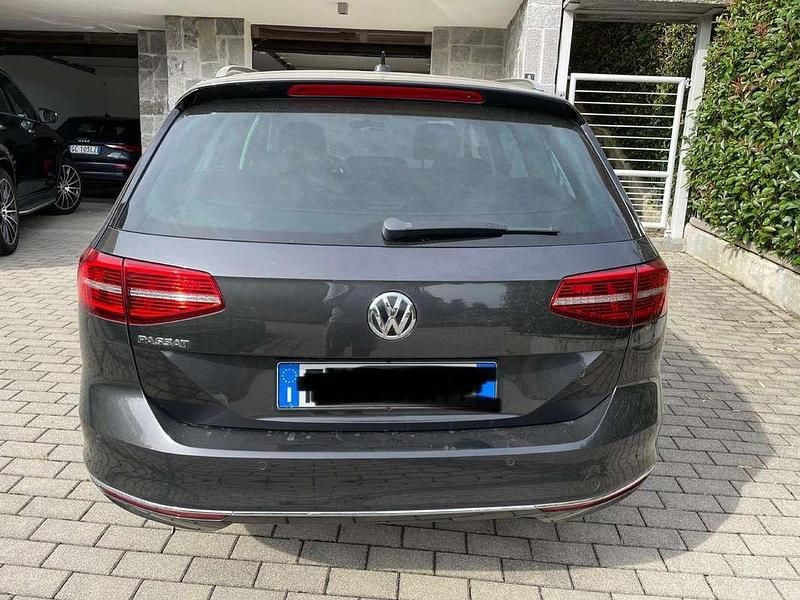 Usata VW Passat Business 150 CV (110 kW) 2018 Grigio Station wagon