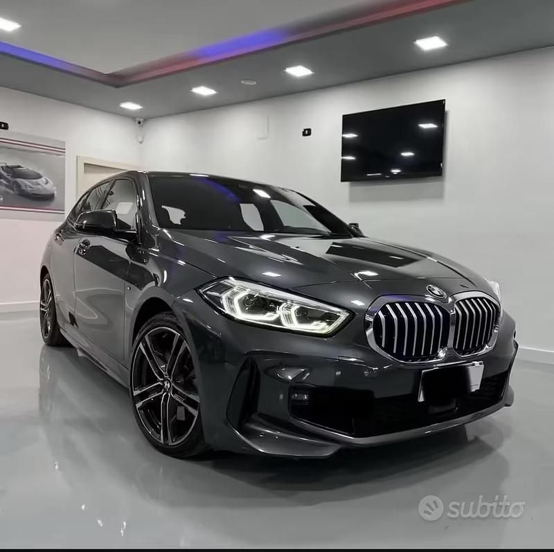 Usata BMW 120 Efficient Dynamics 190 CV (139 kW) 2020 Grigio Utilitaria