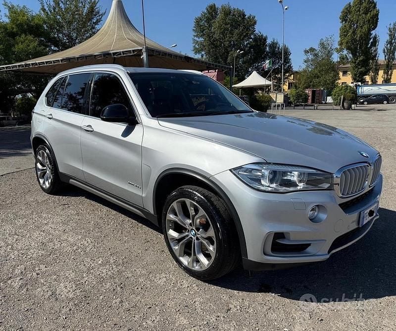 Usata BMW X5 Luxury Line 258 CV (189 kW) 2016 Grigio SUV