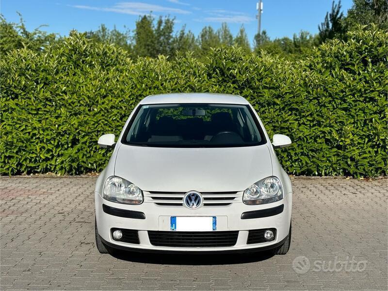 Usato 2007 VW Golf V 1.6 Benzin 116 CV (3.700 €)