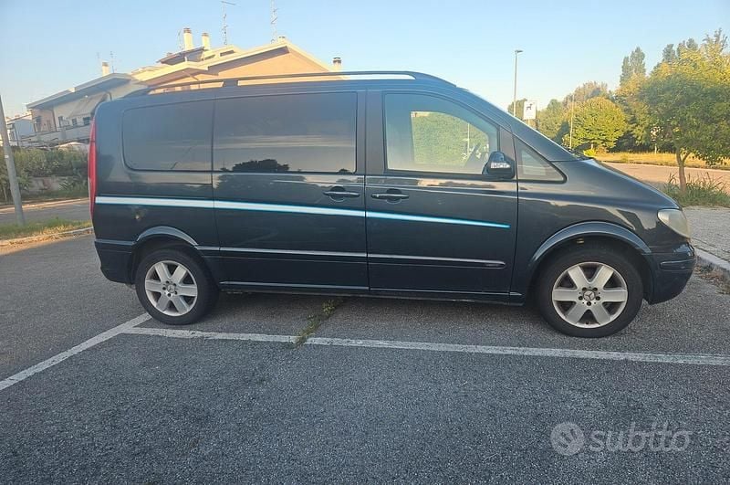 Usata Mercedes Viano 2008 Nero Monovolume
