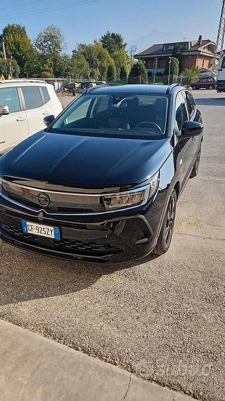 Usata Opel Grandland X GS Line 130 CV (95 kW) 2022 Nero SUV