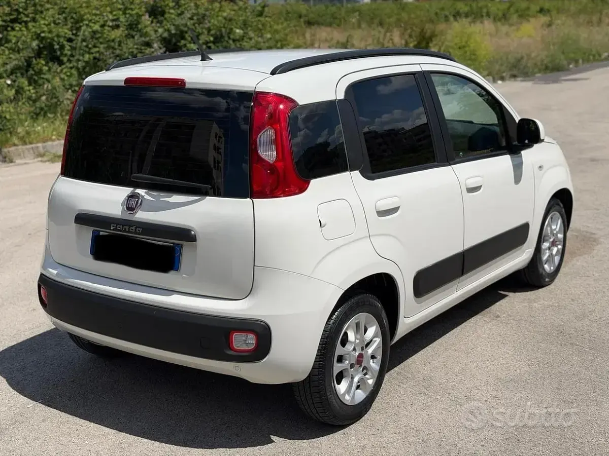 Usata Fiat Panda Lounge 69 CV (50 kW) 2018 Utilitaria