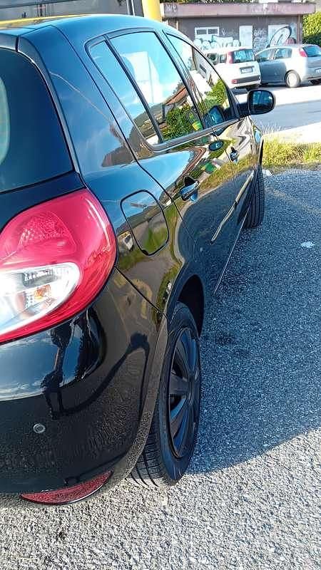 Usata Renault Clio IV 75 CV (55 kW) 2012 Nero Berlina
