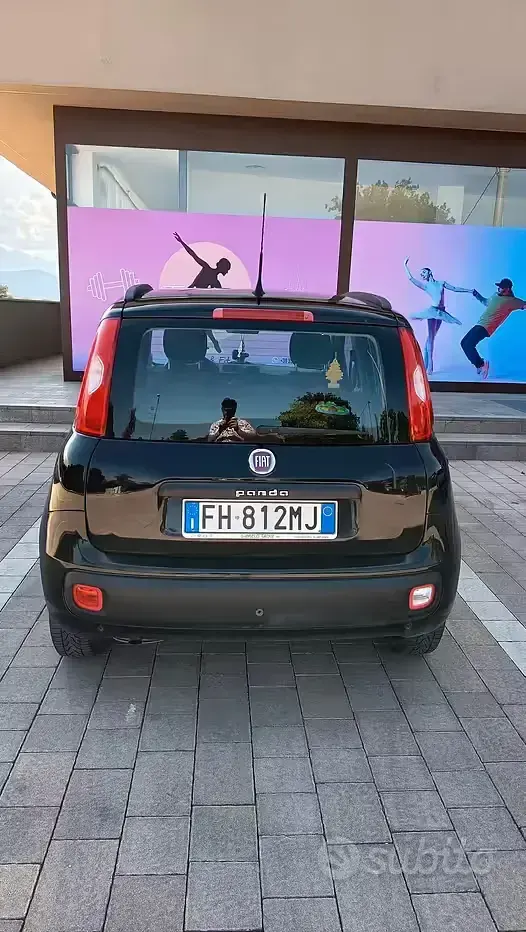 Usata Fiat Panda Lounge 95 CV (69 kW) 2017 Nero Utilitaria