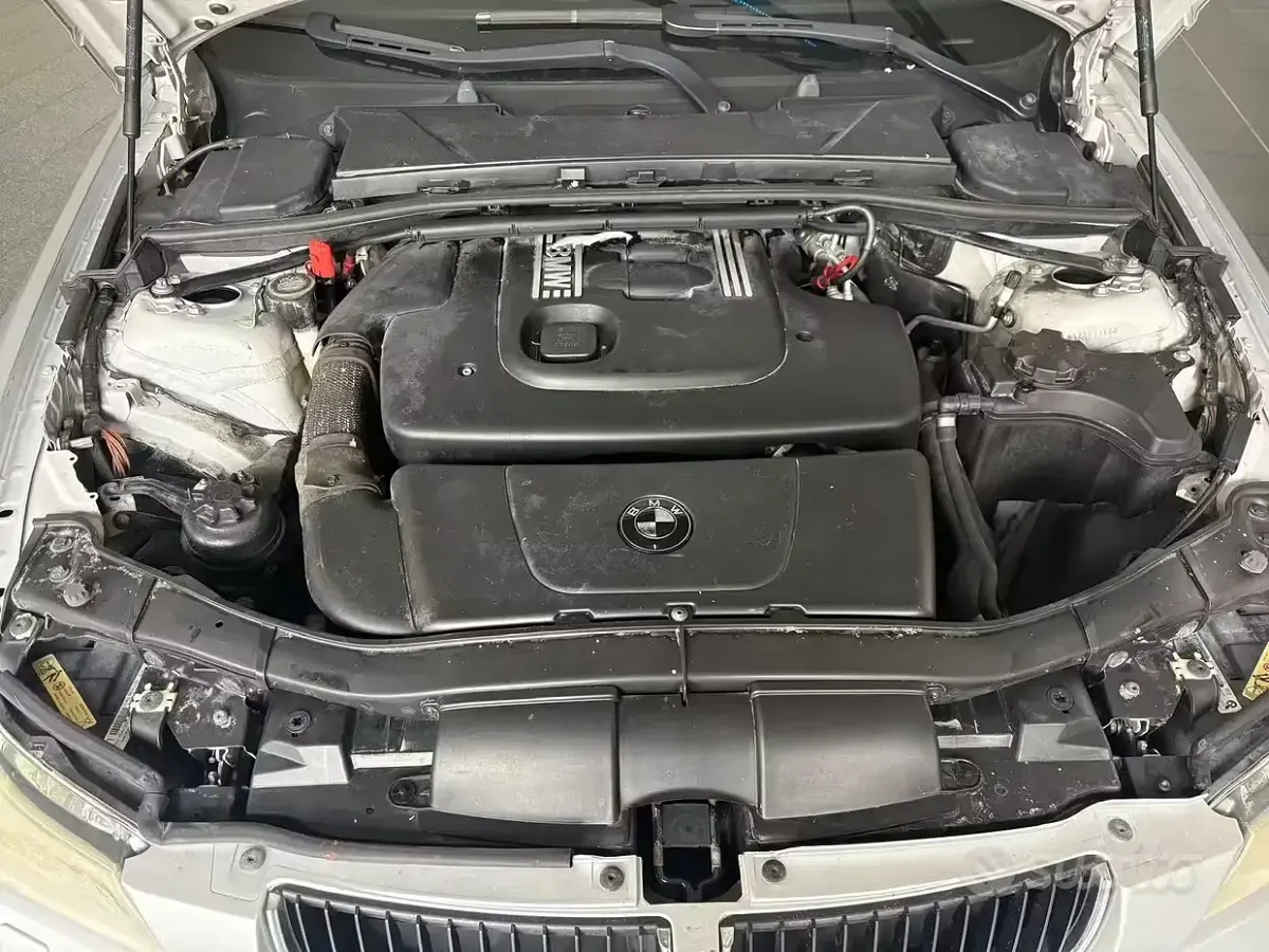 Usata BMW 320 M Sport 163 CV (119 kW) 2010 Grigio Station wagon
