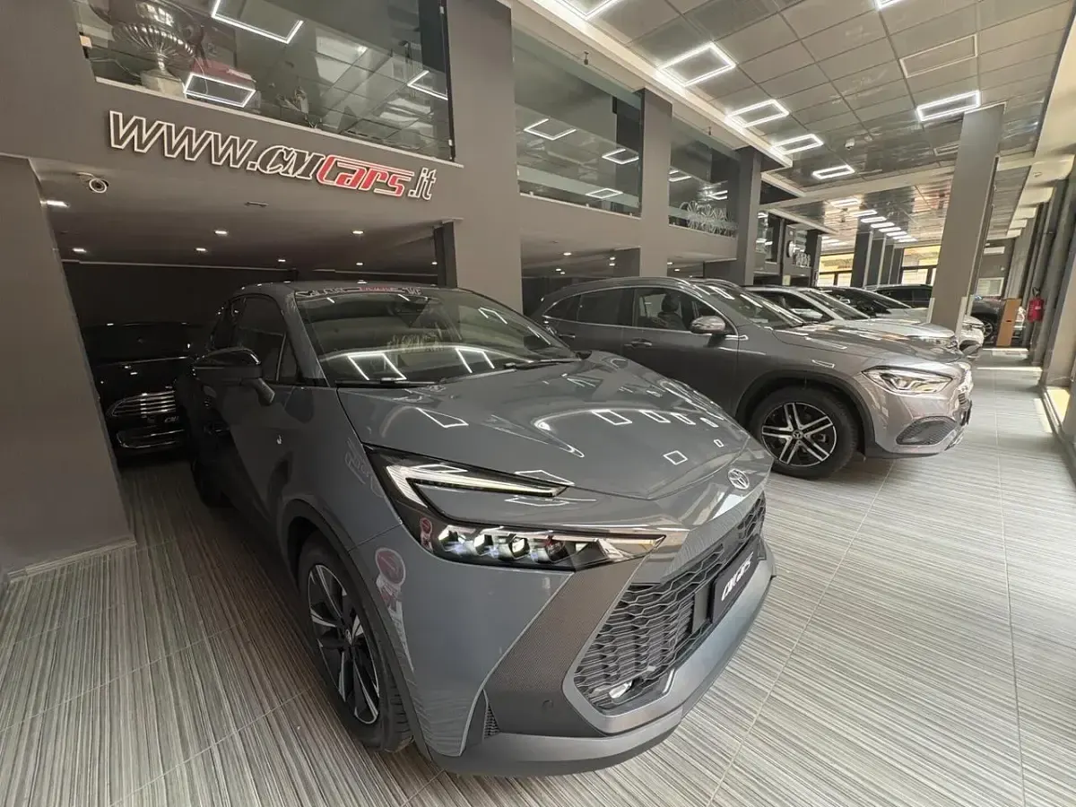 Nuova Toyota C-HR Trend 140 CV (102 kW) 2026 Grigio SUV
