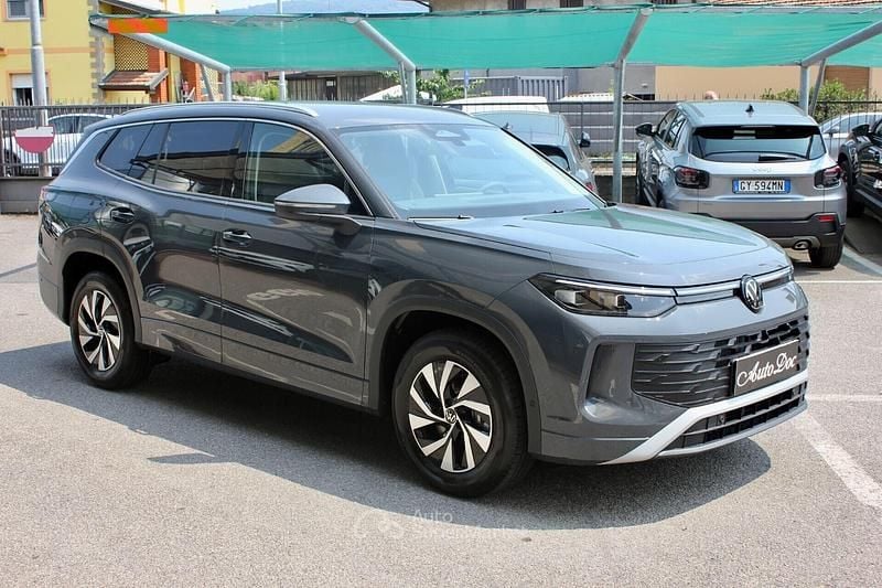 Nuova VW Tayron Life 150 CV (110 kW) 2025 Grigio SUV
