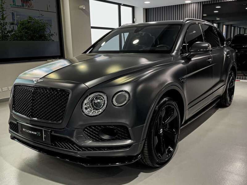 Antracite satin by mulliner Usata 2017 Bentley Bentayga SUV | 109.900 € - Immagine 1/4