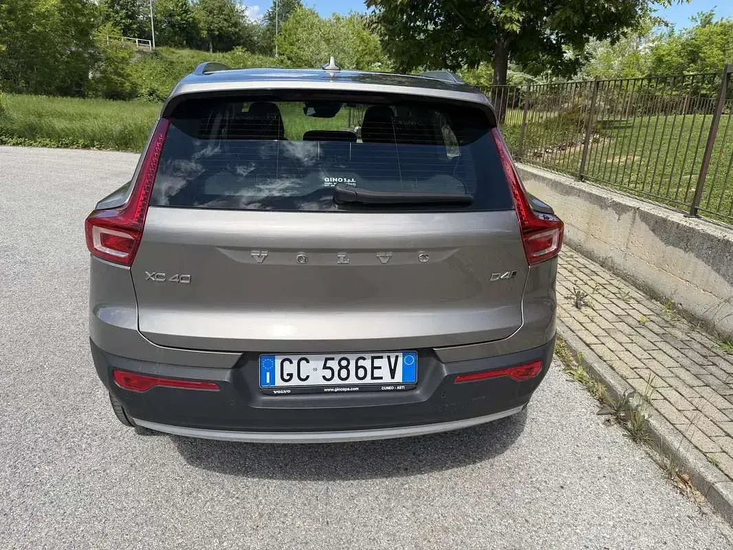 Usata Volvo XC40 Business Edition 200 CV (147 kW) 2021 SUV