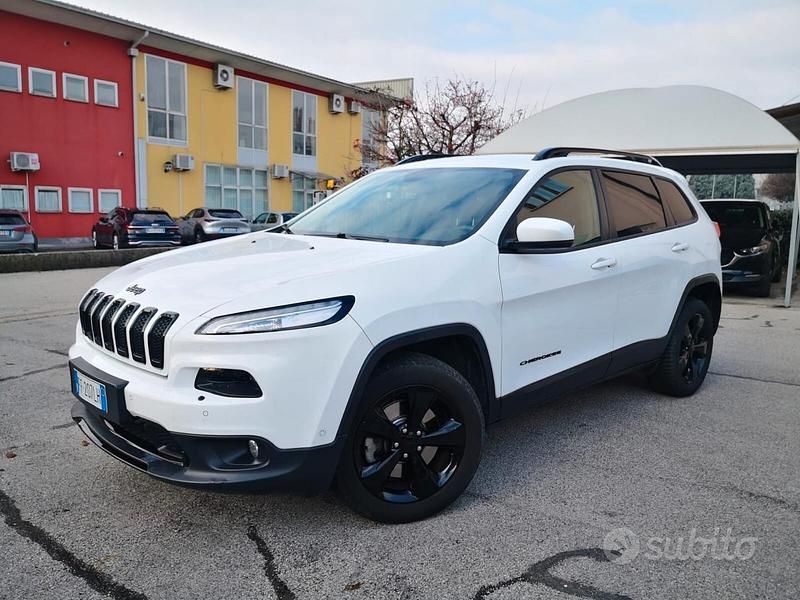 Usata Jeep Cherokee Night Eagle 200 CV (147 kW) 2016 Bianco SUV