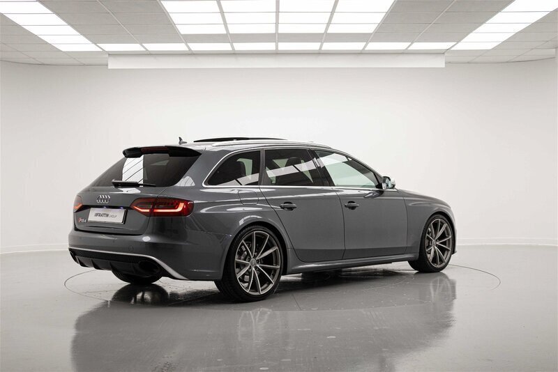 Usato 2013 Audi A4 4.2 Benzin 450 CV (42.890 €)