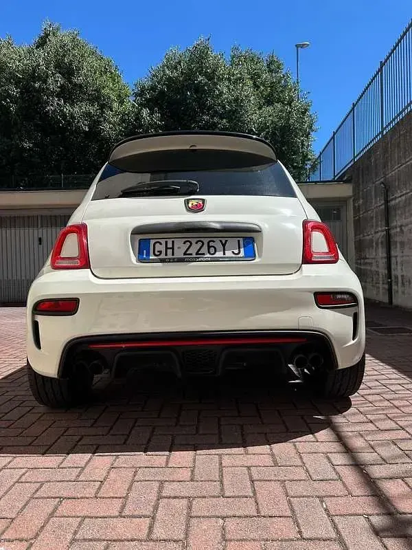 Usata Abarth 595 144 CV (105 kW) 2022 Utilitaria