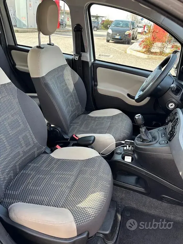 Usata Fiat Panda 4x4 S 95 CV (69 kW) 2014 Grigio Utilitaria