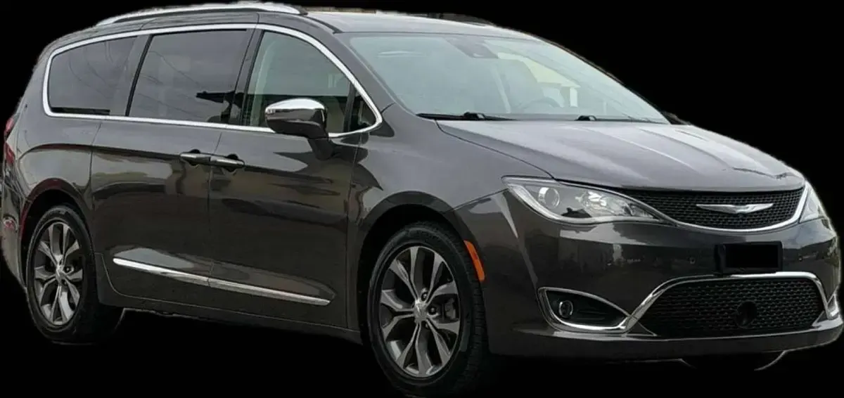Usata Chrysler Pacifica Limited 287 CV (211 kW) 2018 Grigio Monovolume