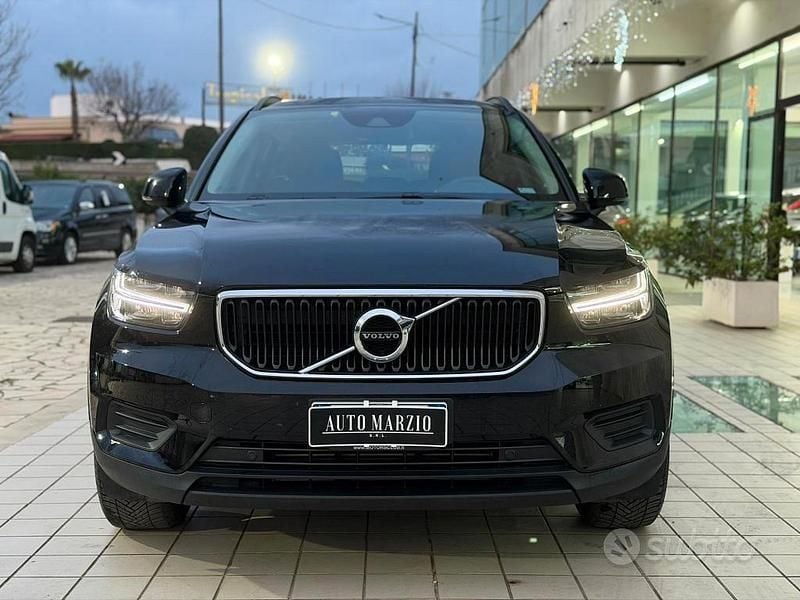 Nero Usata 2020 Volvo XC40 Business Edition SUV | 17.900 € (Buon prezzo) - Immagine 1/4