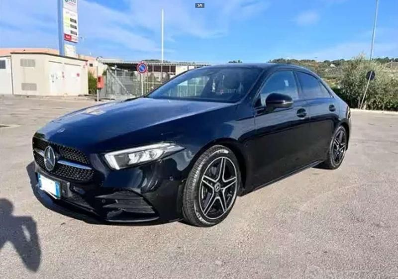 Usata Mercedes A180 116 CV (85 kW) 2021 Nero Berlina