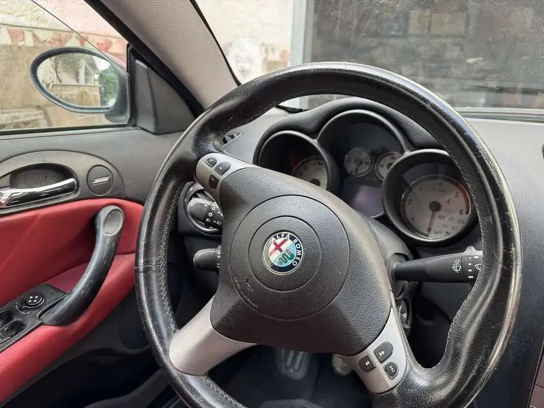 Usata Alfa Romeo GT Impression 150 CV (110 kW) 2005 Coupé