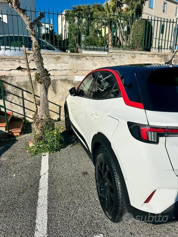 Usata Opel Mokka GS Line 110 CV (80 kW) 2022 Bianco SUV