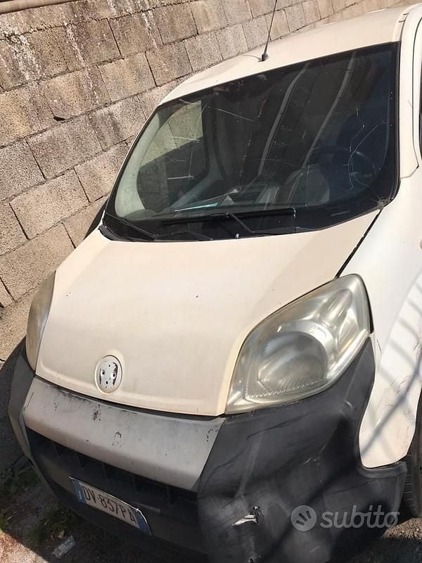 Usata Fiat Fiorino 75 CV (55 kW) 2010 Bianco Monovolume