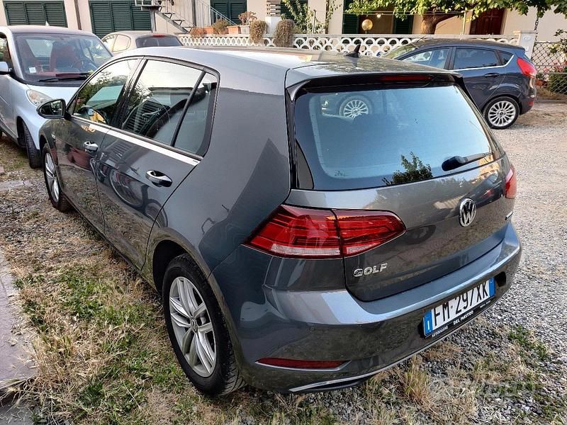 Usata VW Golf VII Business 110 CV (80 kW) 2018 Grigio Berlina