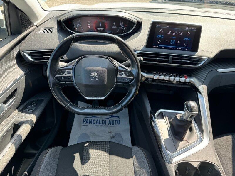 Usata Peugeot 3008 Active 120 CV (88 kW) 2018 Bianco Monovolume