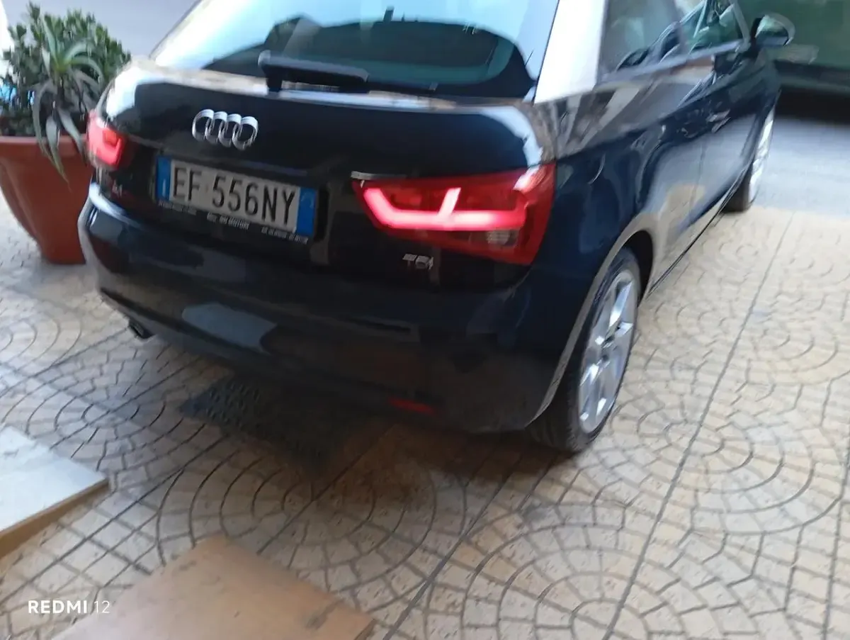 Usata Audi A1 Ambition 105 CV (77 kW) 2010 Nero Utilitaria