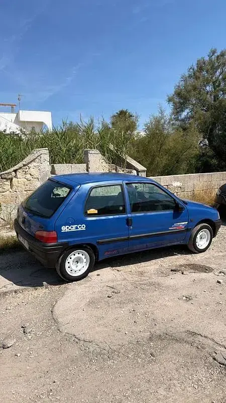 Usata Peugeot 106 50 CV (36 kW) 1998 Utilitaria
