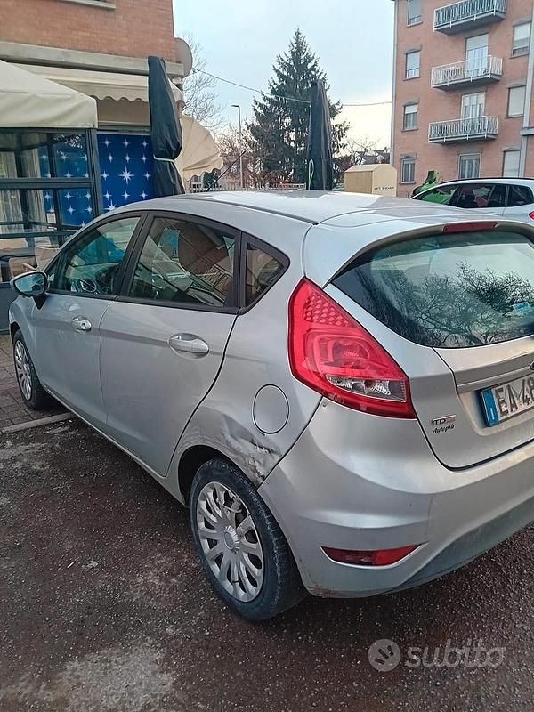 Usata Ford Fiesta 2003 Berlina