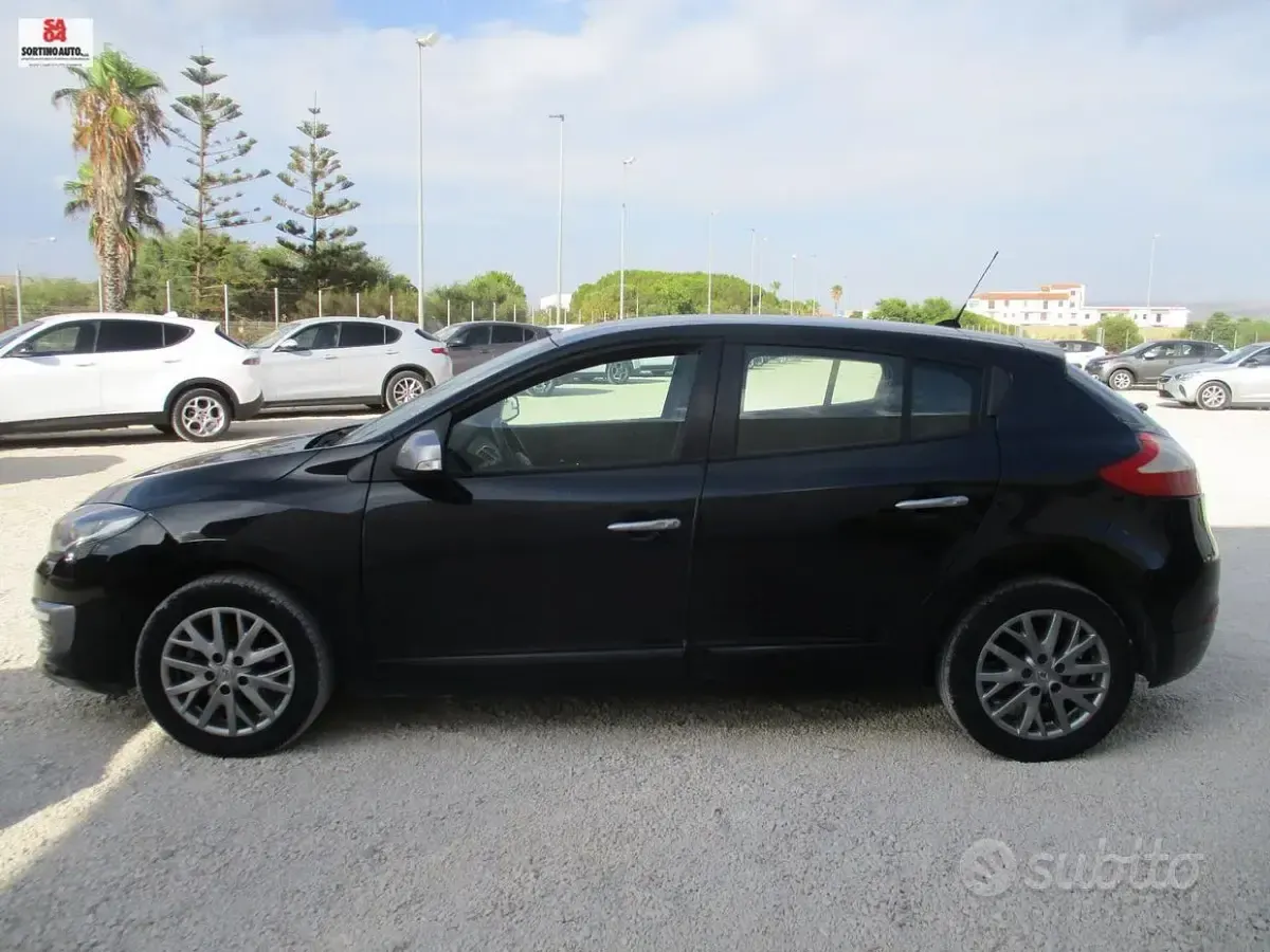 Usata Renault Mégane III GT 110 CV (80 kW) 2014 Nero Berlina