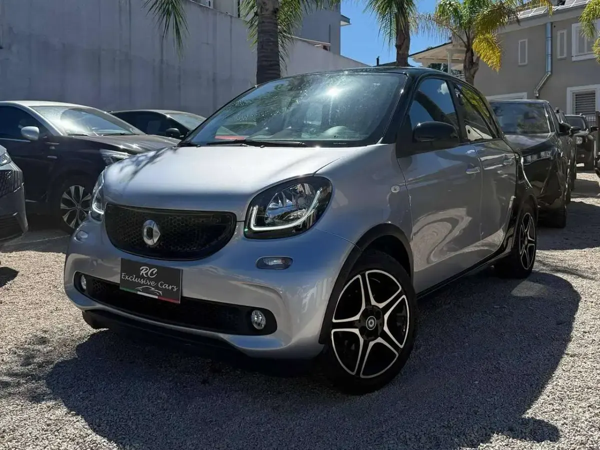Usata Smart ForFour Passion 90 CV (66 kW) 2017 Other Utilitaria