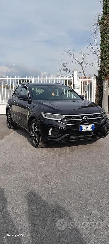 Usata VW T-Roc R-line 150 CV (110 kW) 2025 Nero SUV