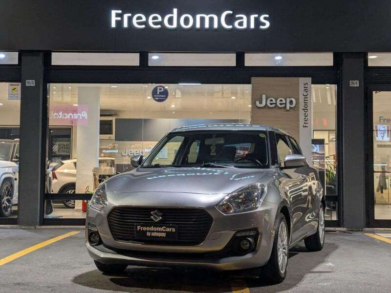 Grigio scuro Usata 2019 Suzuki Swift Tre volumi | 8300 € (Buon prezzo) - Immagine 1/4