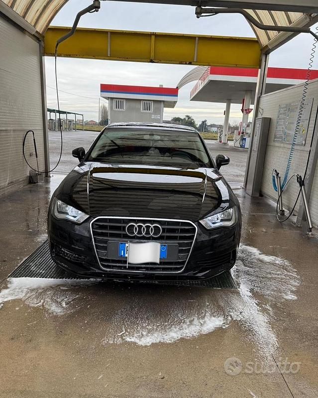 Usata Audi A3 Ambiente 110 CV (80 kW) 2015 Nero Berlina