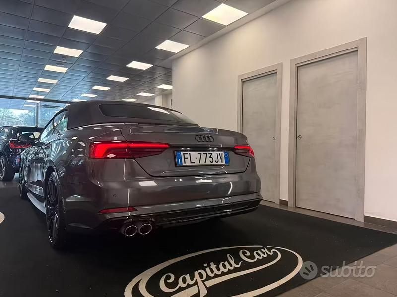 Usata Audi A5 Cabriolet Ambiente 190 CV (139 kW) 2017 Grigio Cabrio