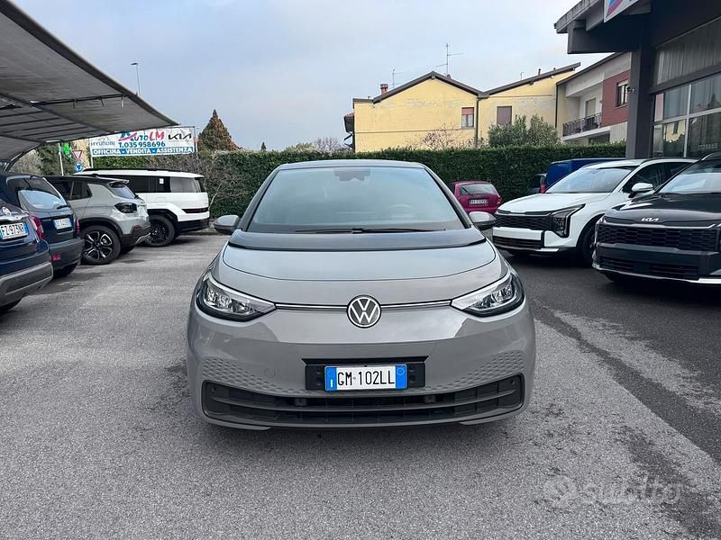 Usata VW ID.3 Pro Performance 150 kW (204 CV) 2023 Grigio Utilitaria
