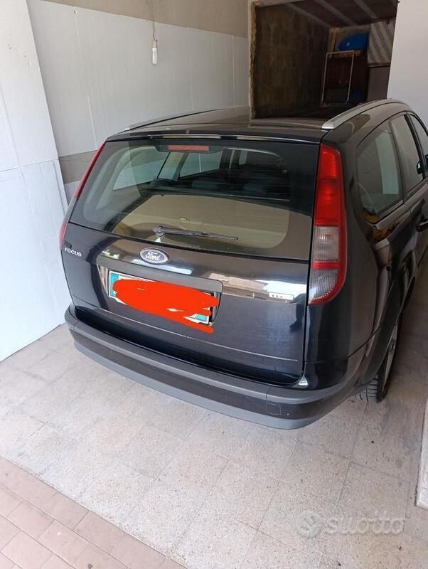 Usata Ford Focus Style 116 CV (85 kW) 2008 Blu/azzurro Station wagon