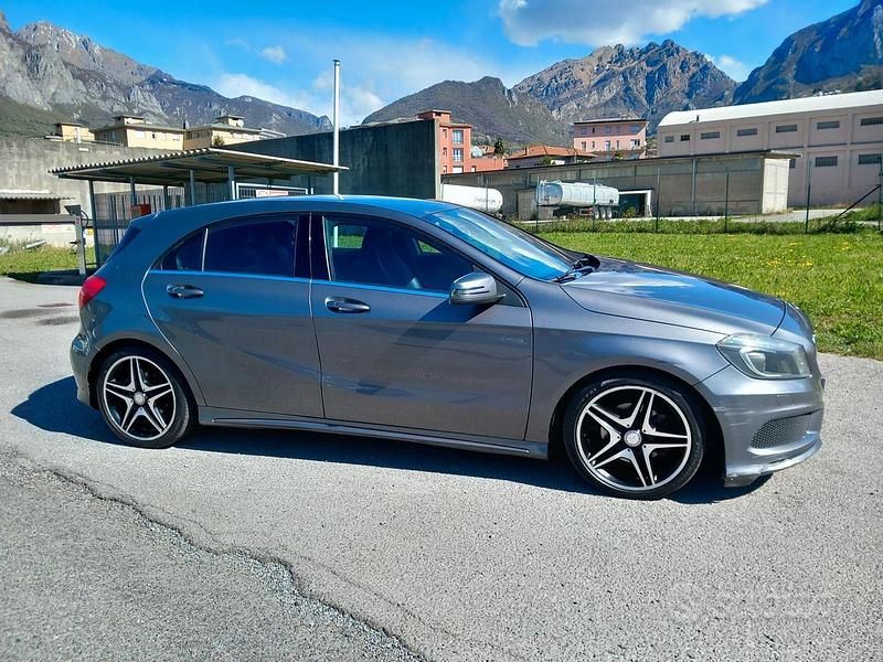 Usata Mercedes A200 136 CV (100 kW) 2013 Grigio Berlina
