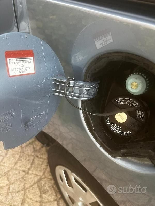 Usata Fiat Doblò 120 CV (88 kW) 2015 Blu Monovolume