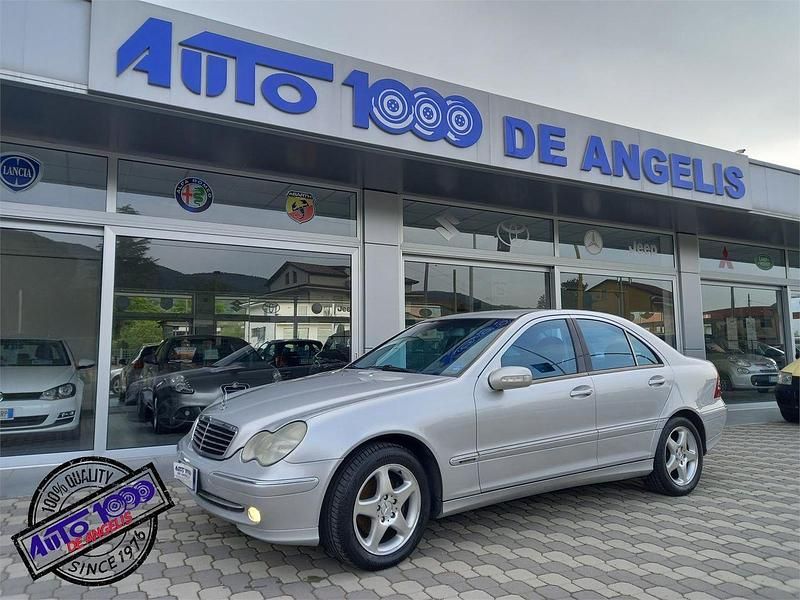 Argento Usata 2001 Mercedes C200 Avantgarde Berlina | 5000 € - Immagine 1/4